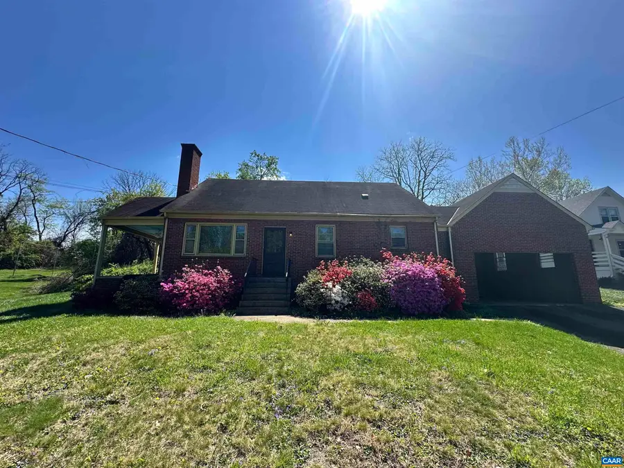 912 Saint Charles Ave, Charlottesville, VA 22901 - #2