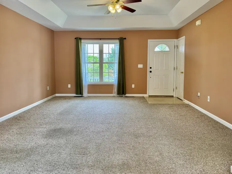 20 Millport Ct, Weyers Cave, VA 24486 - #3