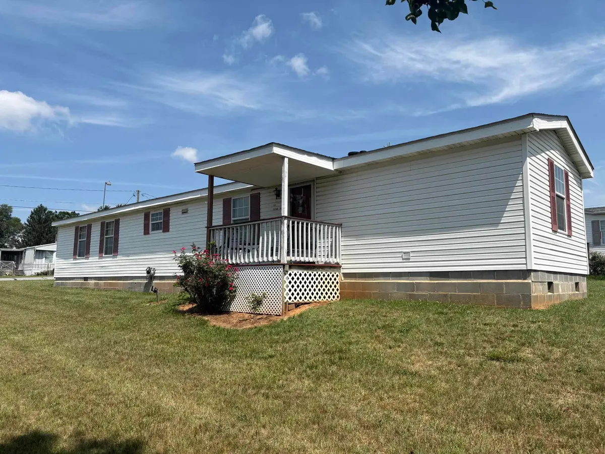 1701 Hopeman Pkwy, Waynesboro, VA 22980 - #1