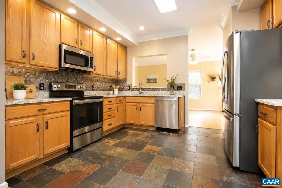 3960 Boston Creek Dr, Charlottesville, VA 22902 - #3