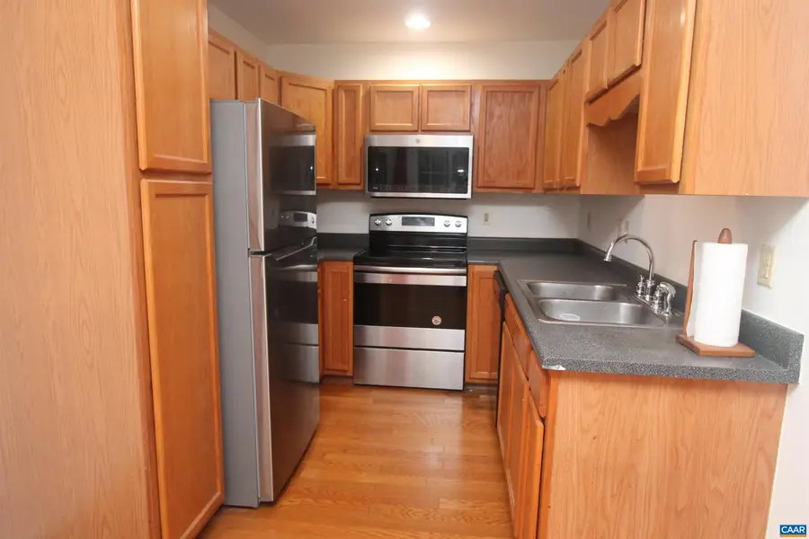 113 Waterbury Ct, Charlottesville, VA 22902 - #2