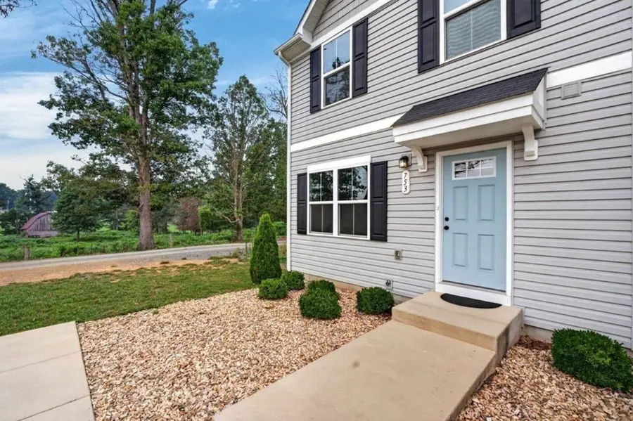 753 Carson Cir, Grottoes, VA 24441 - #2