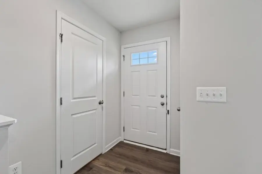 753 Carson Cir, Grottoes, VA 24441 - #3
