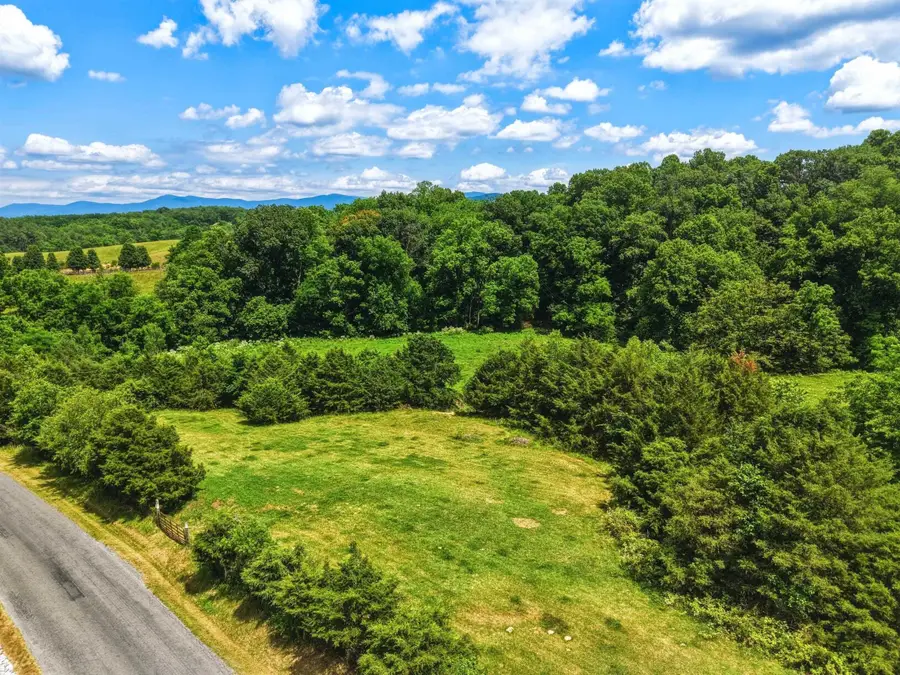 0 Newport Rd, Shenandoah, VA 22849 - #3