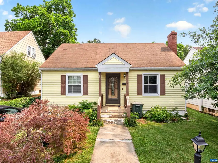 1515 Mulberry St, Waynesboro, VA 22980 - #2