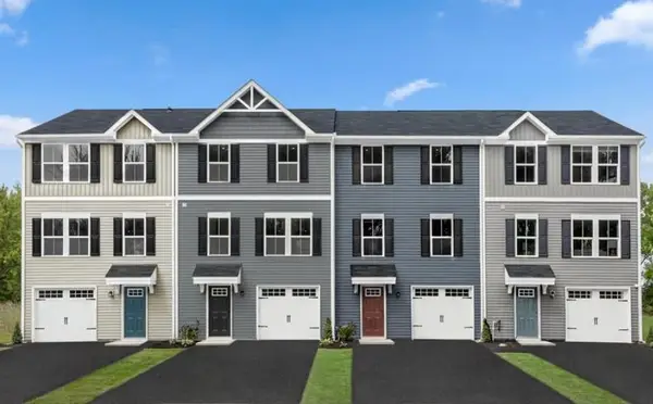 411B Oak Ridge Ln, Woodstock, VA 22664