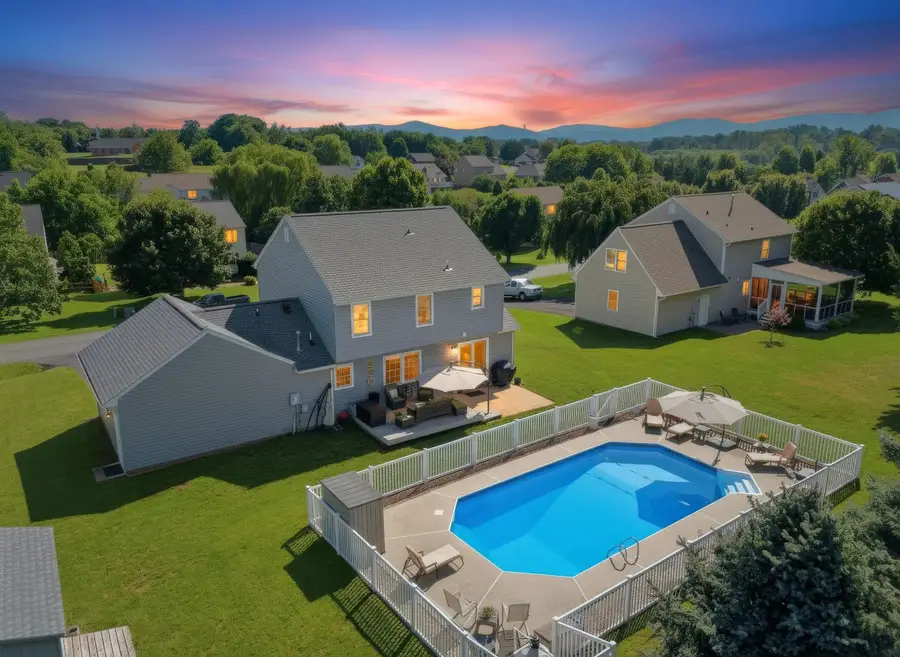 21 Amelia Dr, Waynesboro, VA 22980 - #2