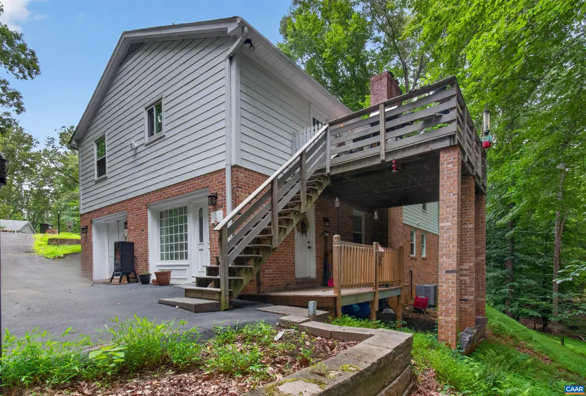 310 Crestfield Ct, Charlottesville, VA 22911 - #1