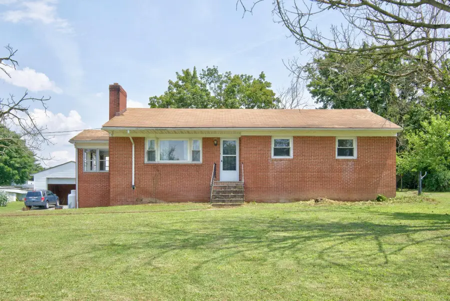 249 South East Side Hwy, Elkton, VA 22827 - #2