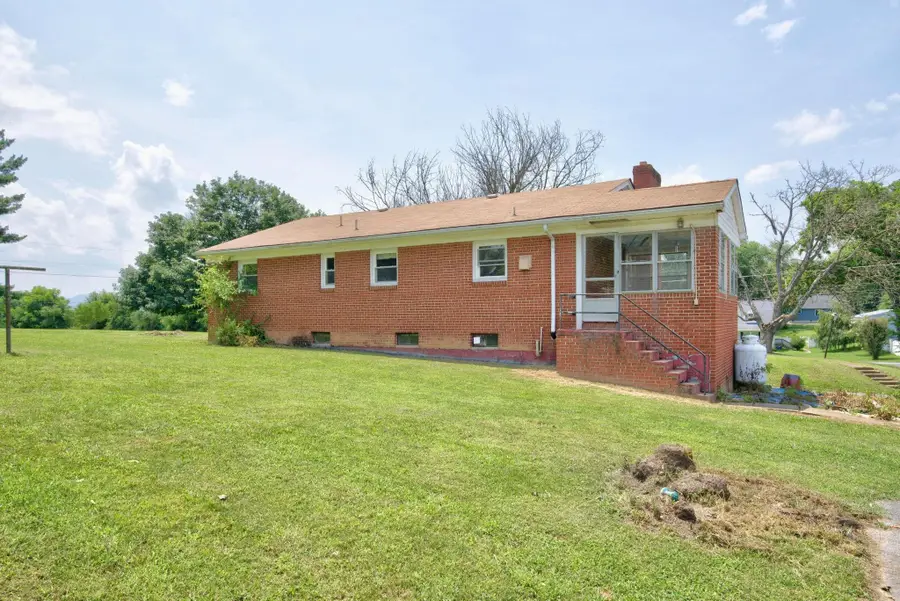 249 South East Side Hwy, Elkton, VA 22827 - #3
