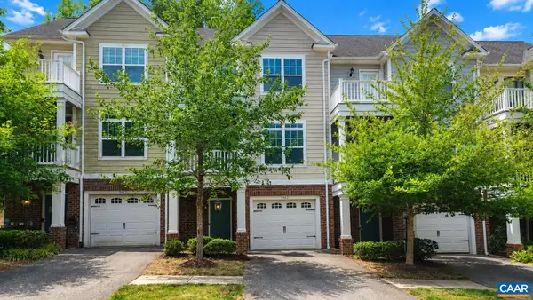 2306 Whittington Dr, Charlottesville, VA 22911