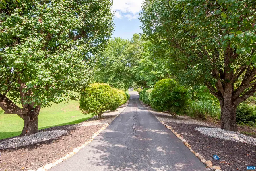 5300 Quintfield Dr, Earlysville, VA 22936 - #2