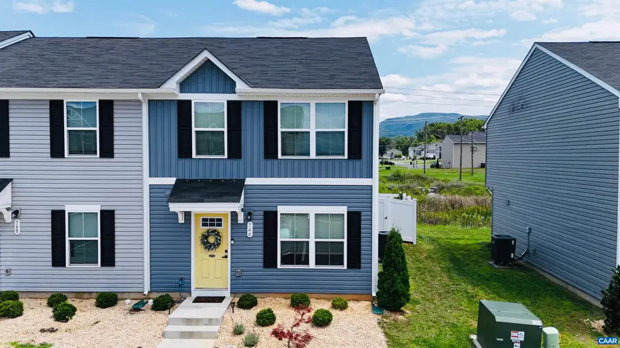 766 Carson Cir, Grottoes, VA 24441 - #2