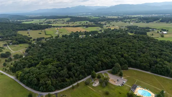 0 Pine Bluff Rd, Waynesboro, VA 22980