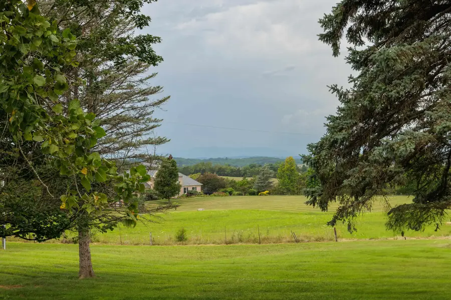 0 Pine Bluff Rd, Waynesboro, VA 22980 - #2