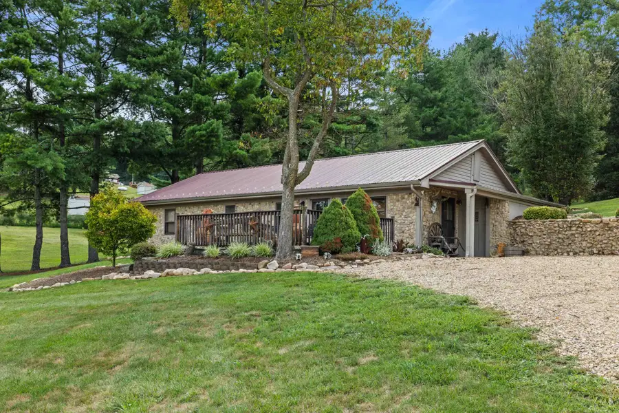 660 Sterrett Rd, Fairfield, VA 24435 - #3