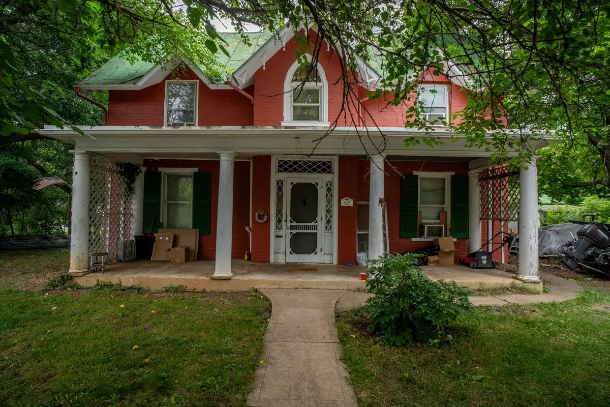 847 Maple St, Staunton, VA 24401 - #1