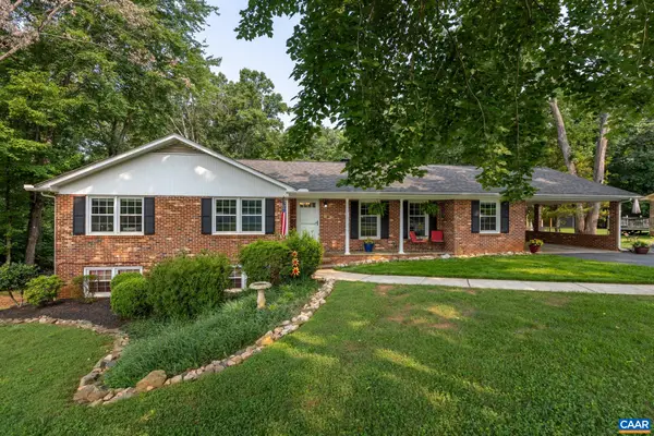 386 Fairlane Dr, Stanardsville, VA 22973