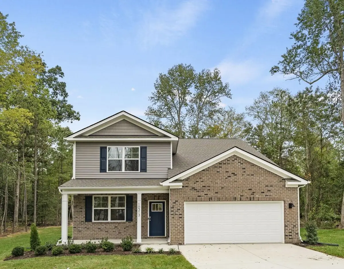 210 Chamberlain Dr, Staunton, VA 24401 - #1