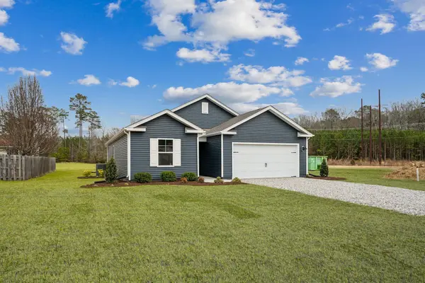 105 Fieldcrest Ln, Staunton, VA 24401