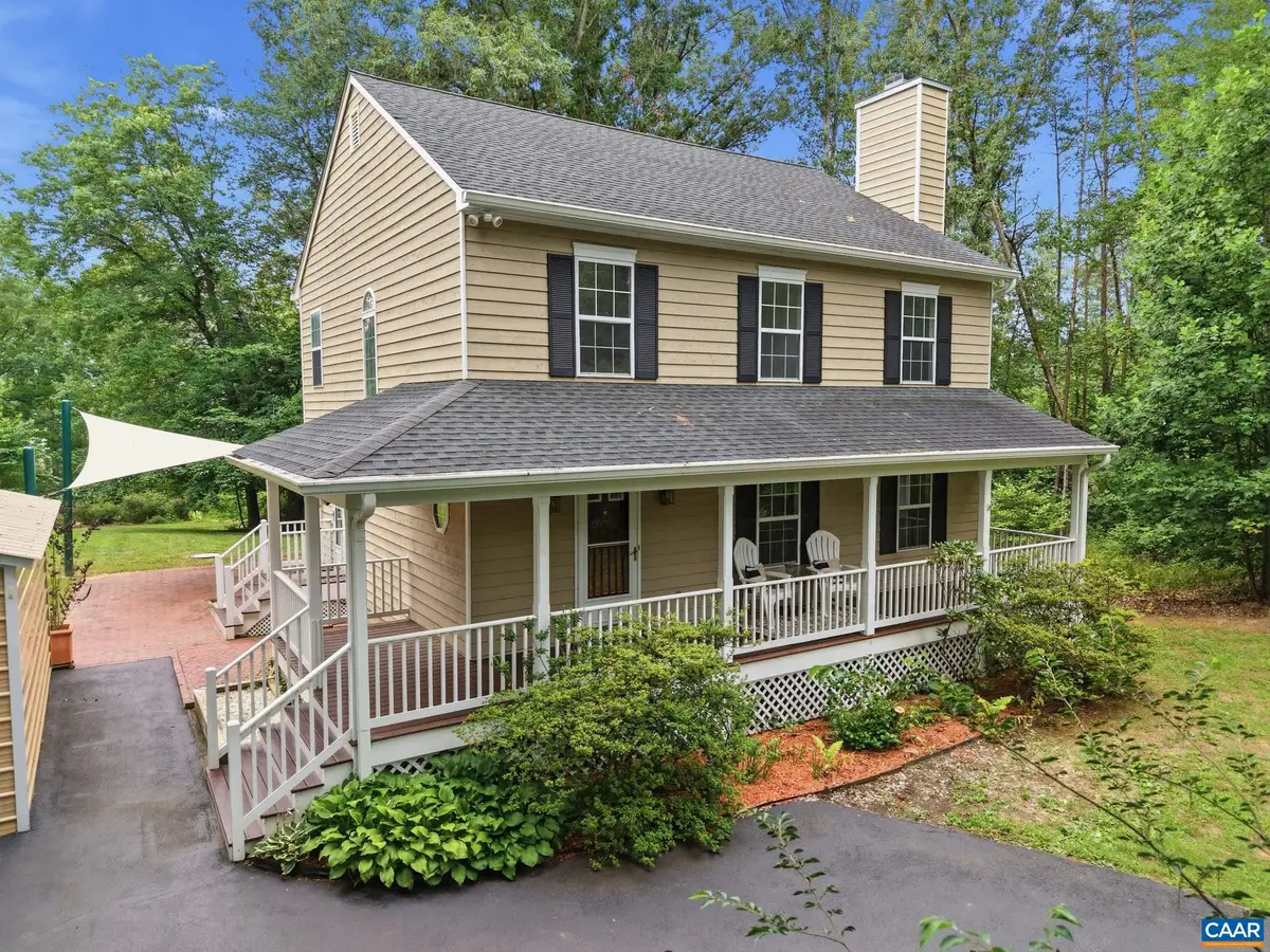 209 Hall Dr, Barboursville, VA 22923 - #1