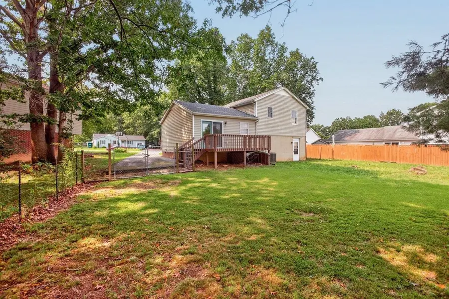 14 Kingston Ct, Stuarts Draft, VA 24477 - #3