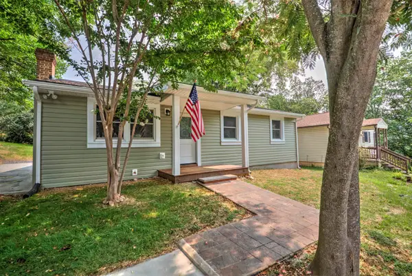 1430 Shenandoah Ave, Waynesboro, VA 22980