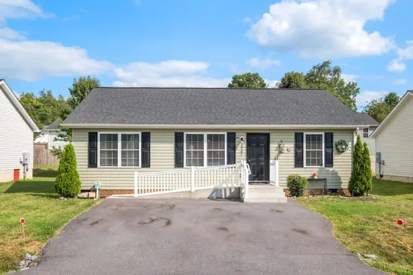 2397 Brentwood Dr, Harrisonburg, VA 22801