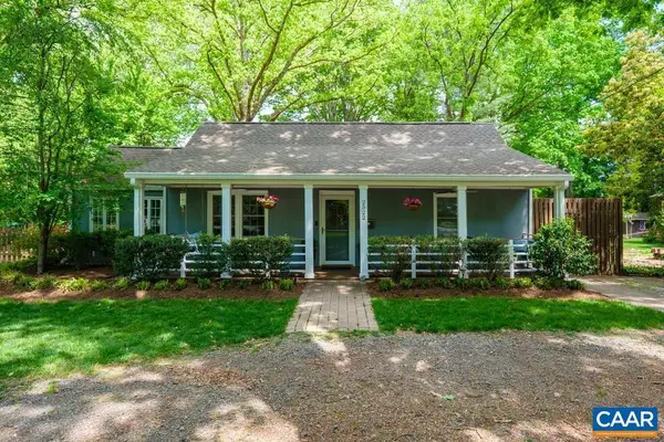 2522 Woodland Dr, Charlottesville, VA 22903