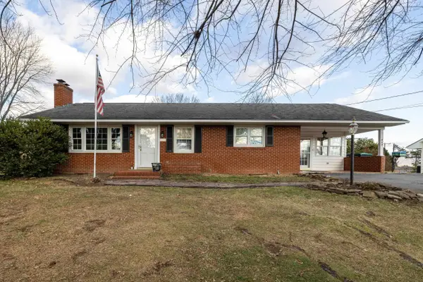 410 North St W, Woodstock, VA 22664