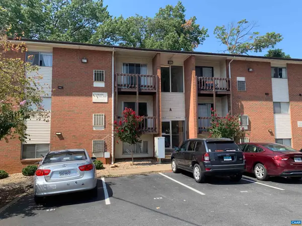 1215 Wertland St, Charlottesville, VA 22903
