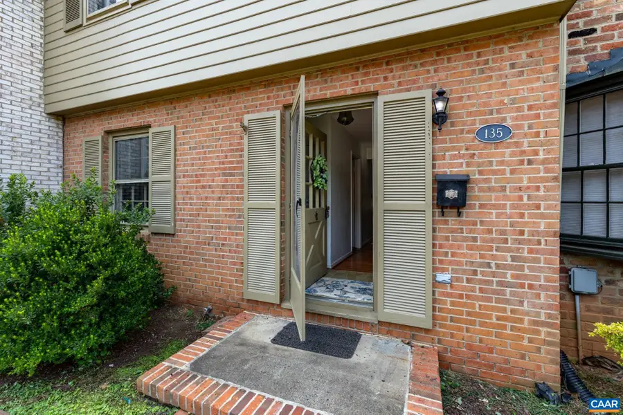 135 Georgetown Green, Charlottesville, VA 22901 - #3