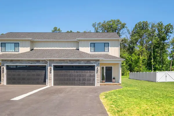 10235 Dalmatian Dr, Mcgaheysville, VA 22840