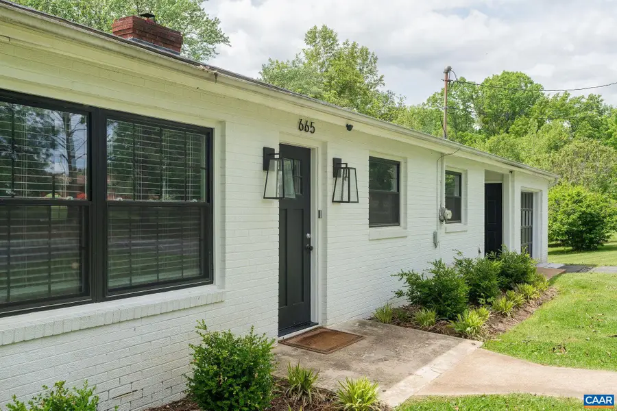 665 Tanbark Dr, Afton, VA 22920 - #3