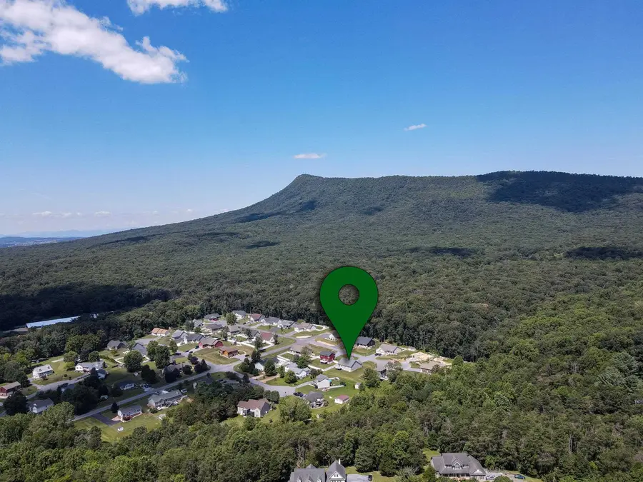 1960 E Saw Mill Ct, McGaheysville, VA 22840 - #3