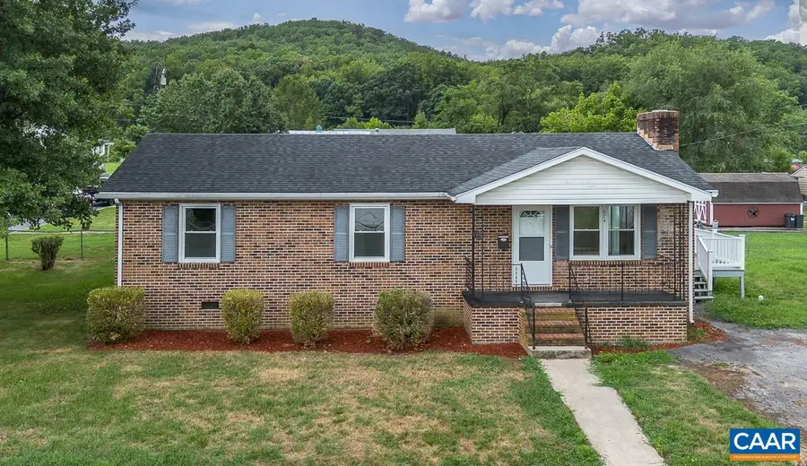 674 14th St E, Buena Vista, VA 24416 - #3
