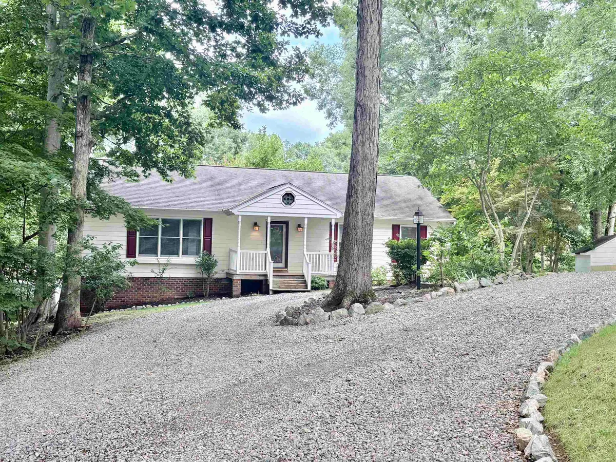 2110 Highland Dr, Powhatan, VA 23139 - #1