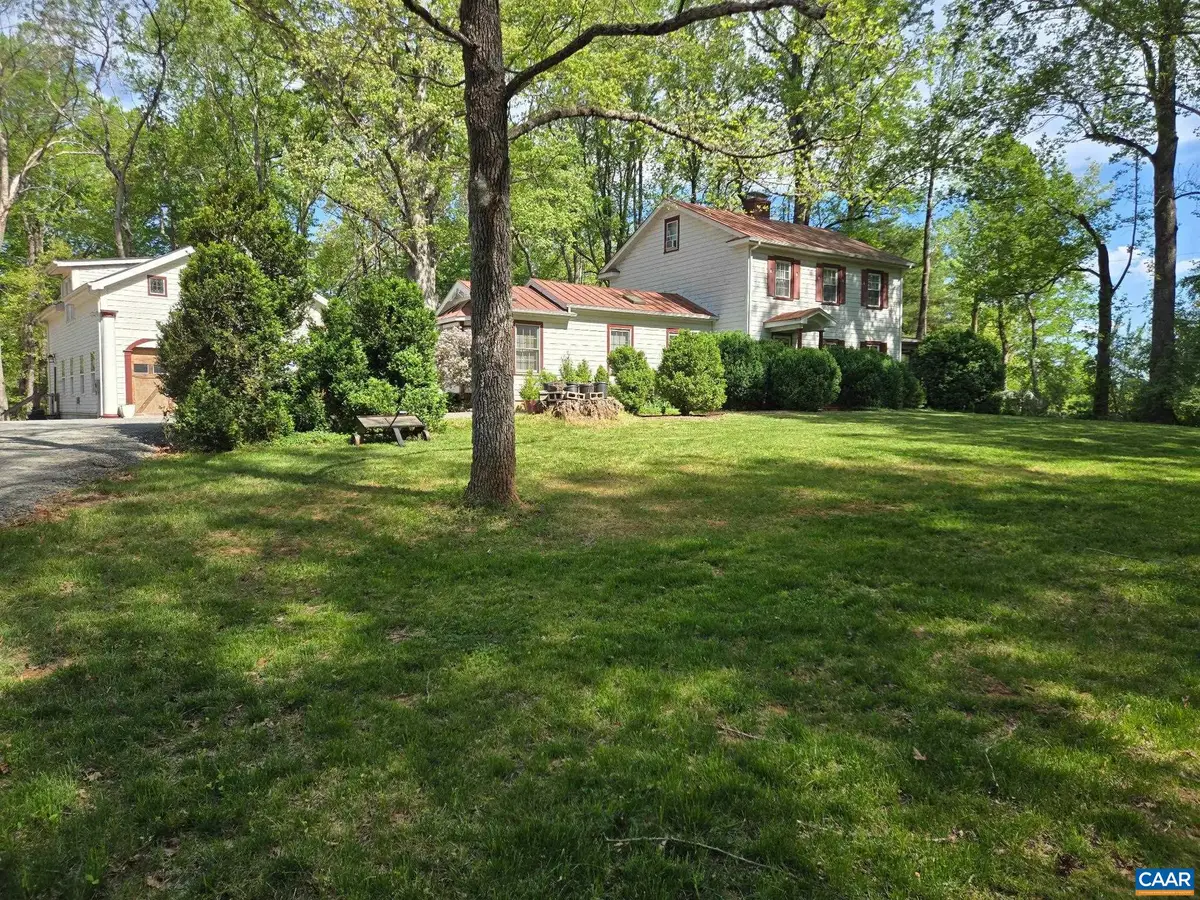 954 Old Lynchburg Rd, Charlottesville, VA 22903 - #1