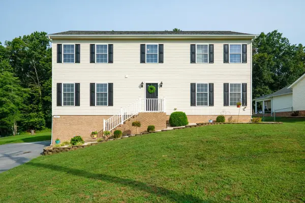 157 Back Rd, Shenandoah, VA 22849