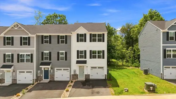 2898 Orchard Ridge Ln, Rockingham, VA 22801