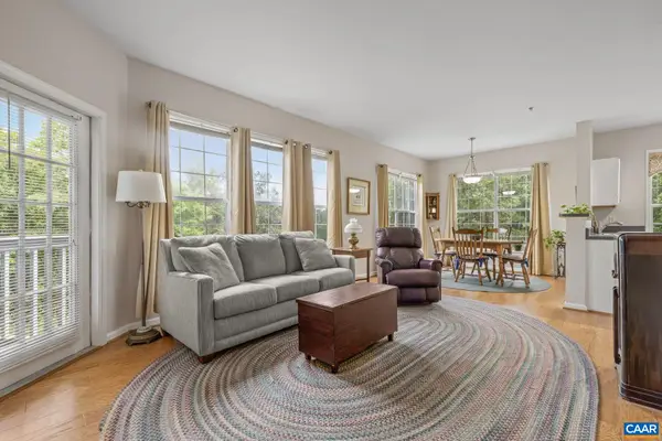270 Riverbend Dr, Charlottesville, VA 22911