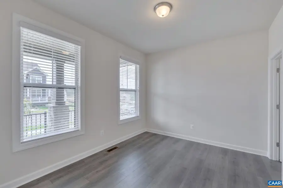 5 Crewe St, Crozet, VA 22932 - #3