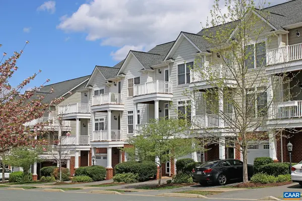 2156 Saranac Ct, Charlottesville, VA 22911