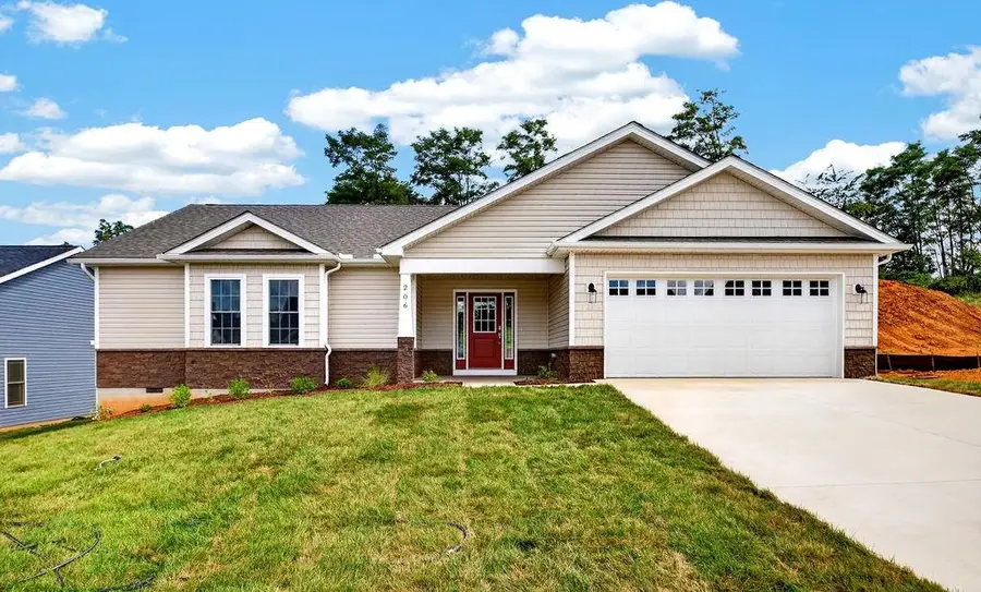 206 Langley Dr, Waynesboro, VA 22980 - #3