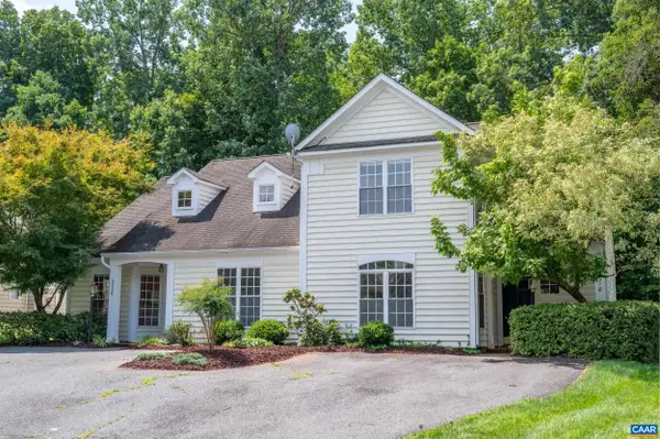 2318 Ravenswood Ct, Charlottesville, VA 22911