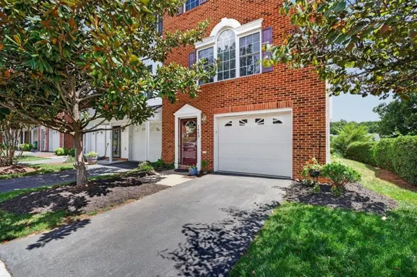 1463 Flowing Spring Ln, Rockingham, VA 22801