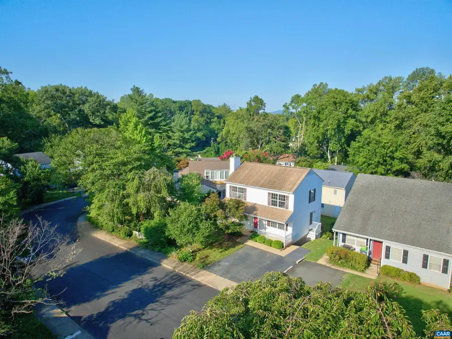 107 Westwood Cir, Charlottesville, VA 22903 - #2