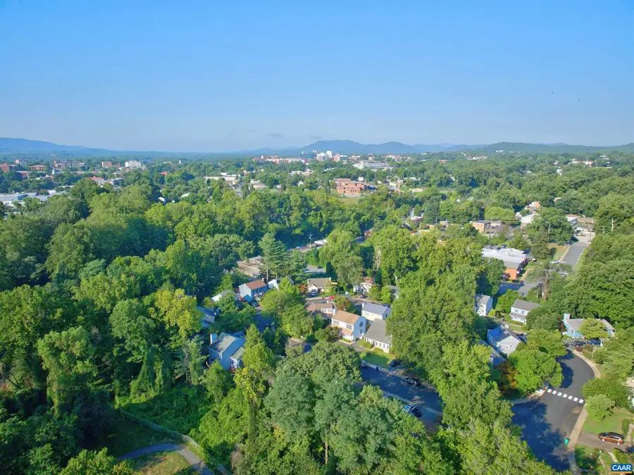 107 Westwood Cir, Charlottesville, VA 22903 - #3