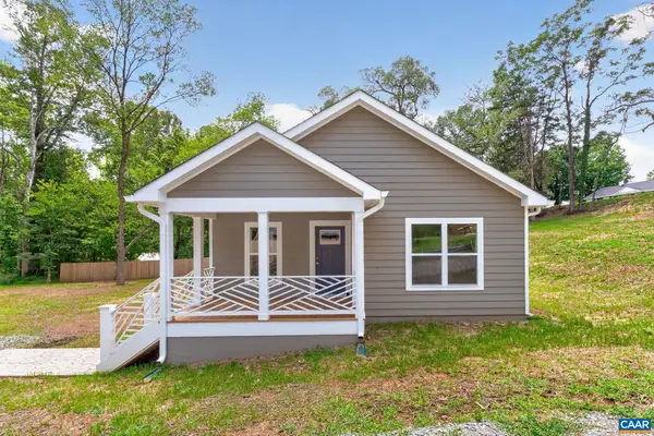 108 Bollingbrook Dr, Charlottesville, VA 22911