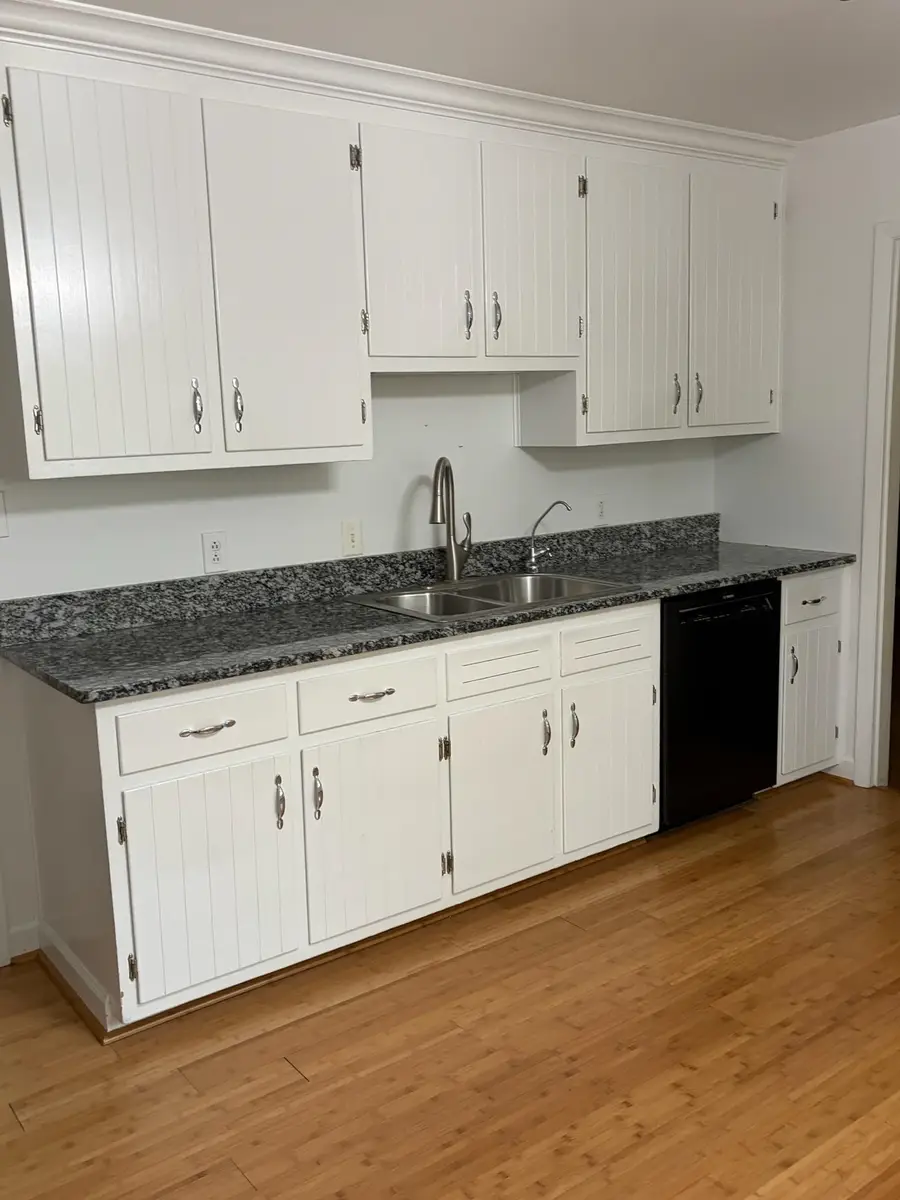 1411 Sunset Ln, Waynesboro, VA 22980 - #3